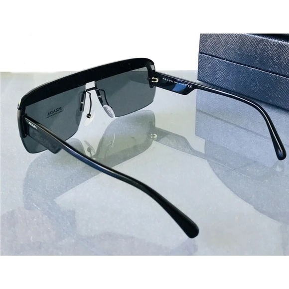 $400 Prada Modified Aviator Sunglasses Black Frame Gray Smoke Lens 145mm Temple main image 4